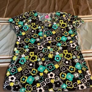 I love scrubs scrub top size M